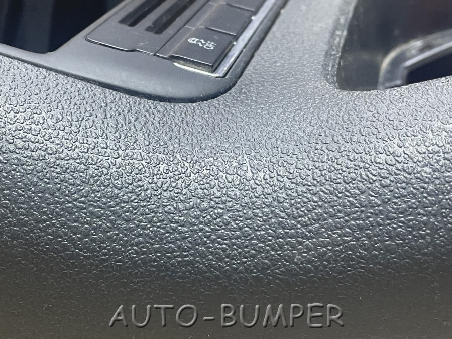 VW Tiguan 2011- Консоль центральная (без пепельницы) 5N1857961A
